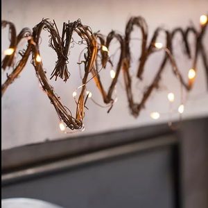 Anthropologie Grapevine Hearts Garland